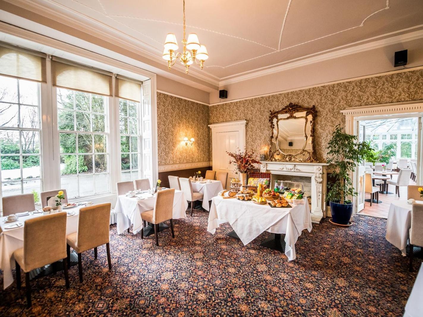Kincaid House Hotel Milton of Campsie Esterno foto